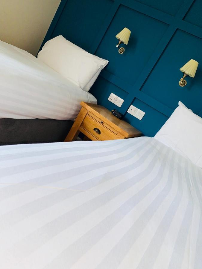 The Highlands Hotel Glenties Chambre photo