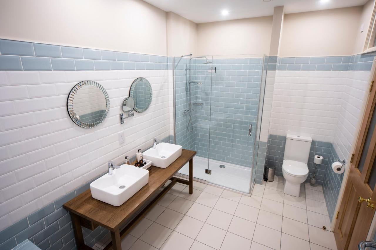The Highlands Hotel Glenties Extérieur photo