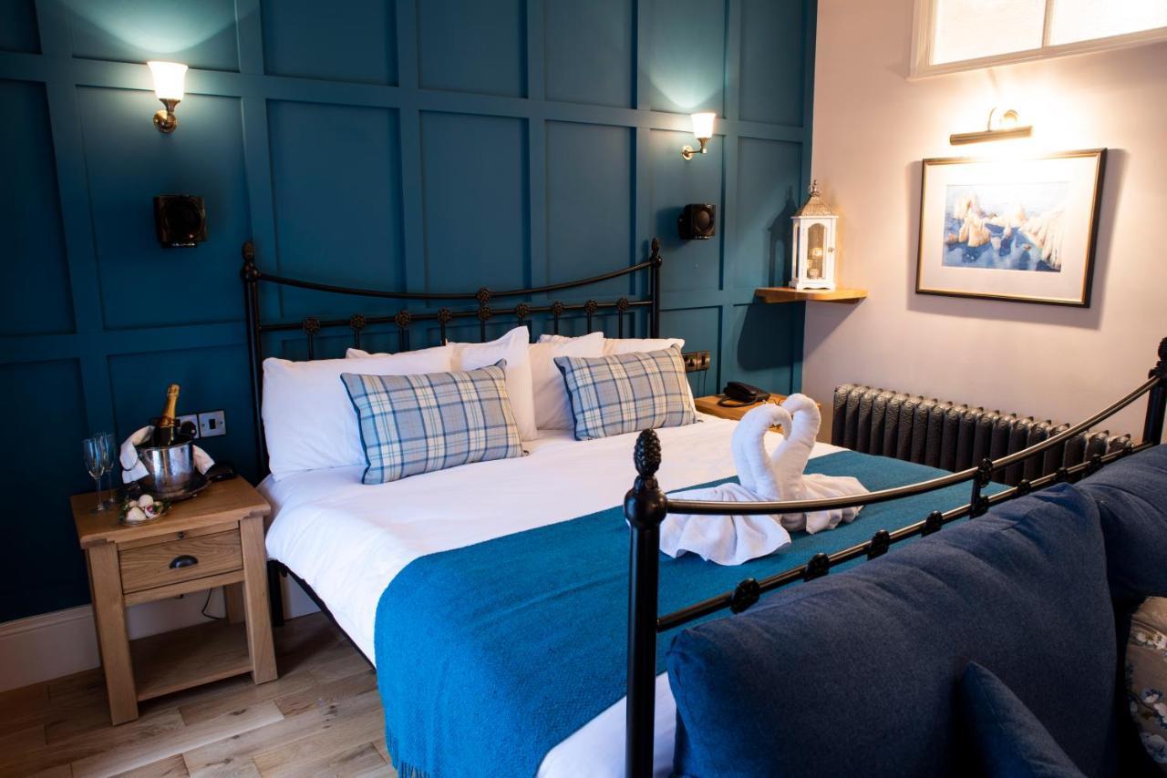 The Highlands Hotel Glenties Extérieur photo