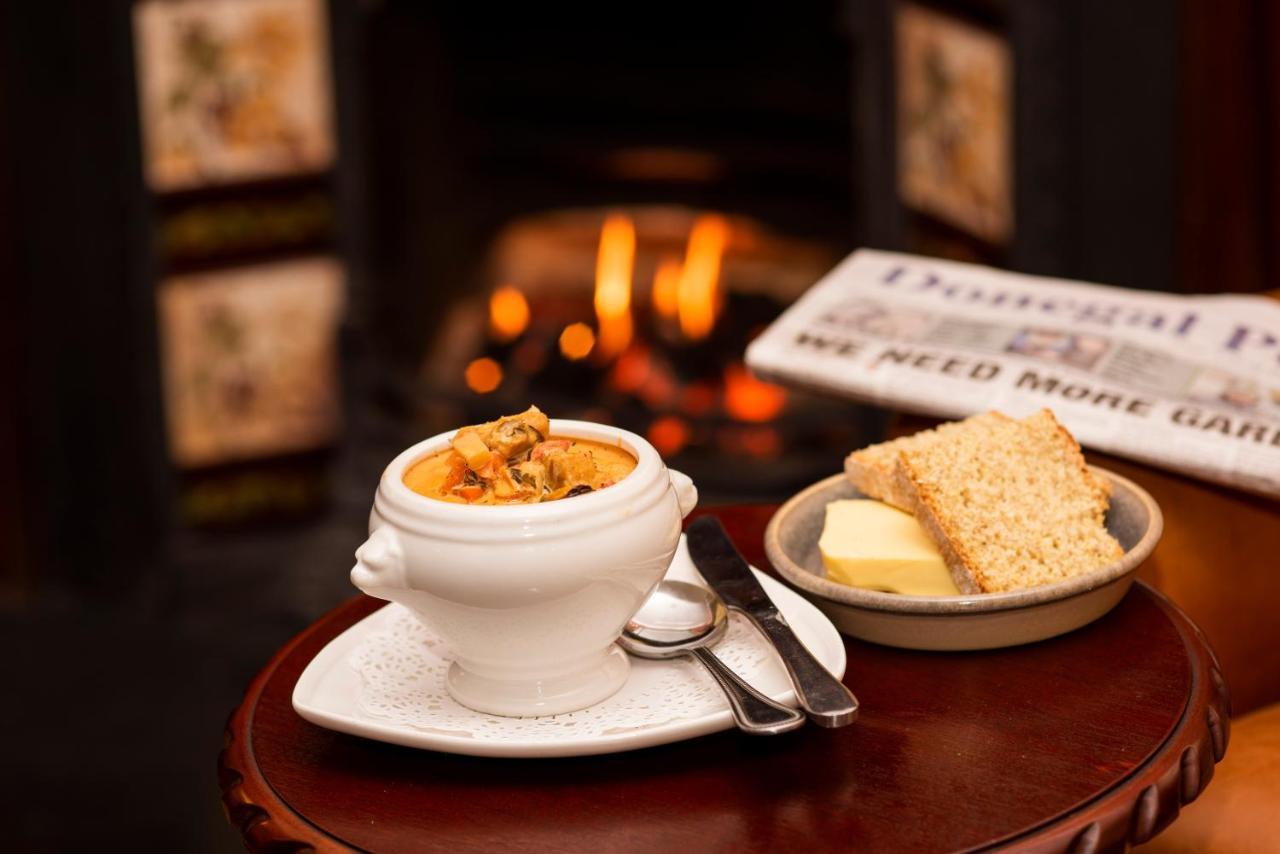 The Highlands Hotel Glenties Extérieur photo