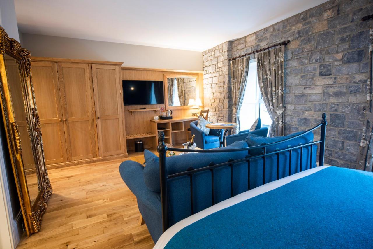 The Highlands Hotel Glenties Extérieur photo